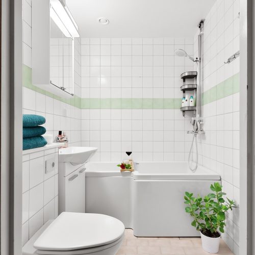 Montering af væghængt toilet